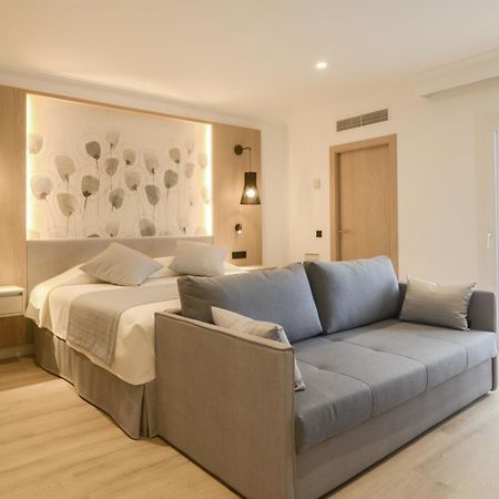 Hotel Capricho Кала Ратьяда Экстерьер фото
