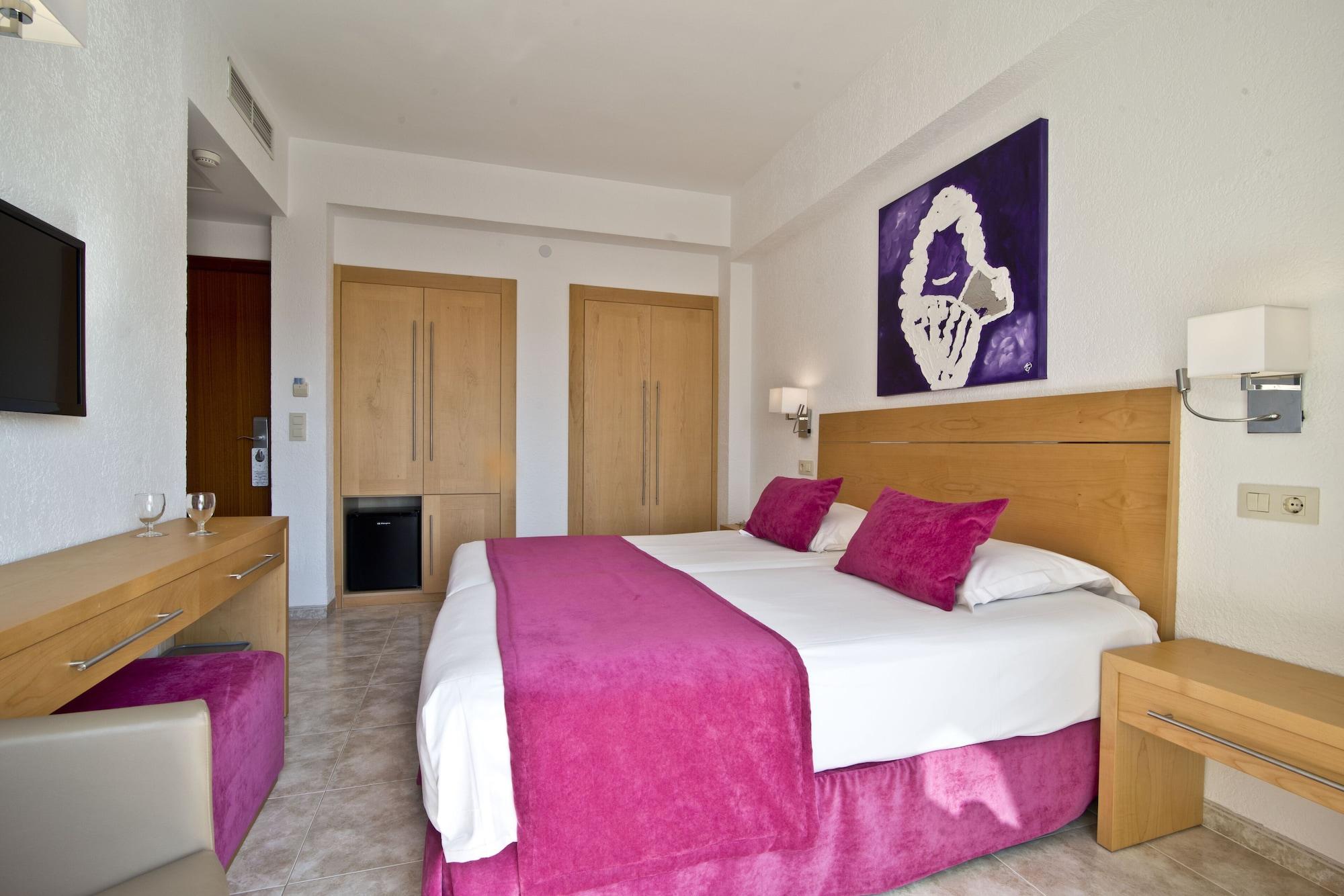 Hotel Capricho Кала Ратьяда Экстерьер фото