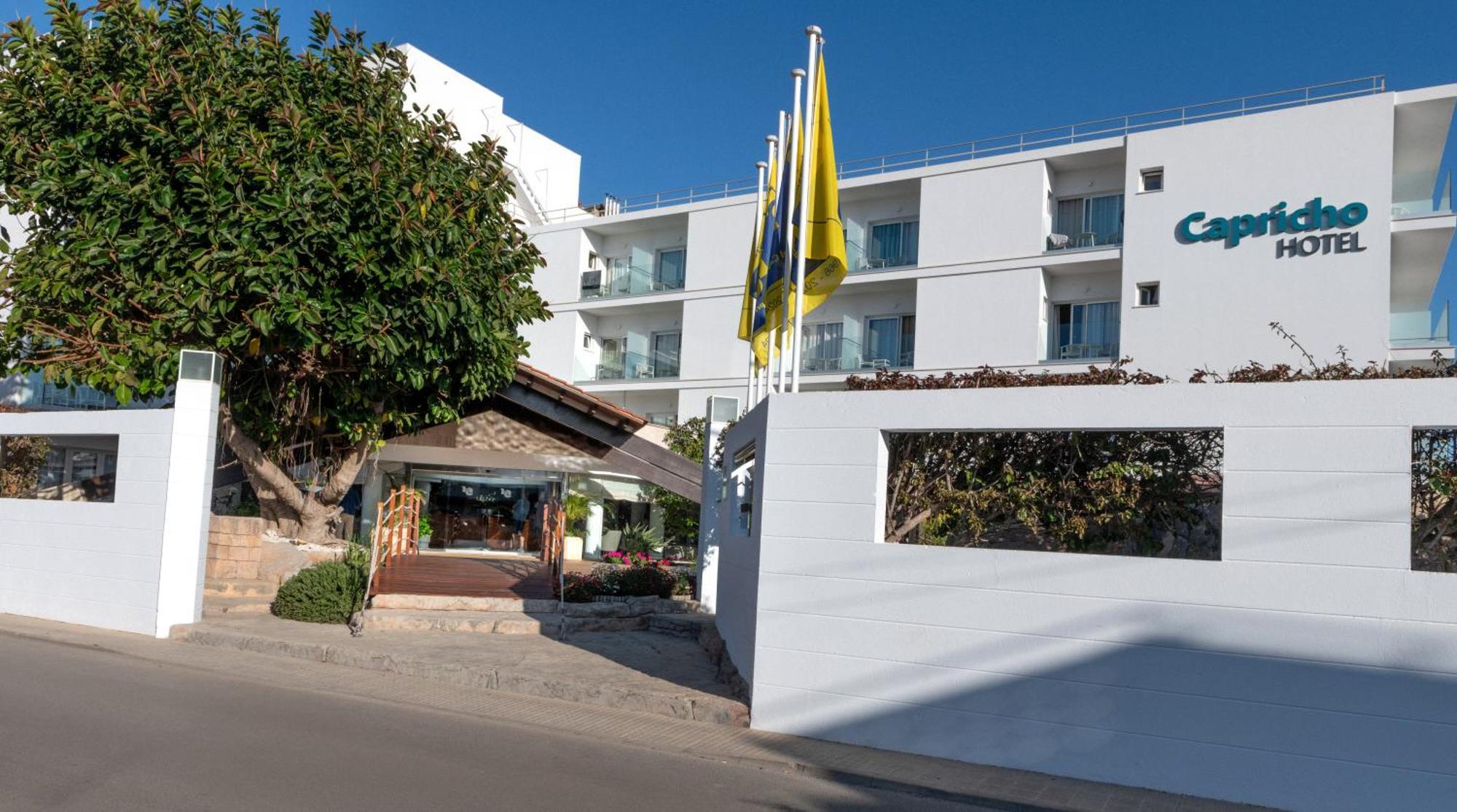 Hotel Capricho Кала Ратьяда Экстерьер фото