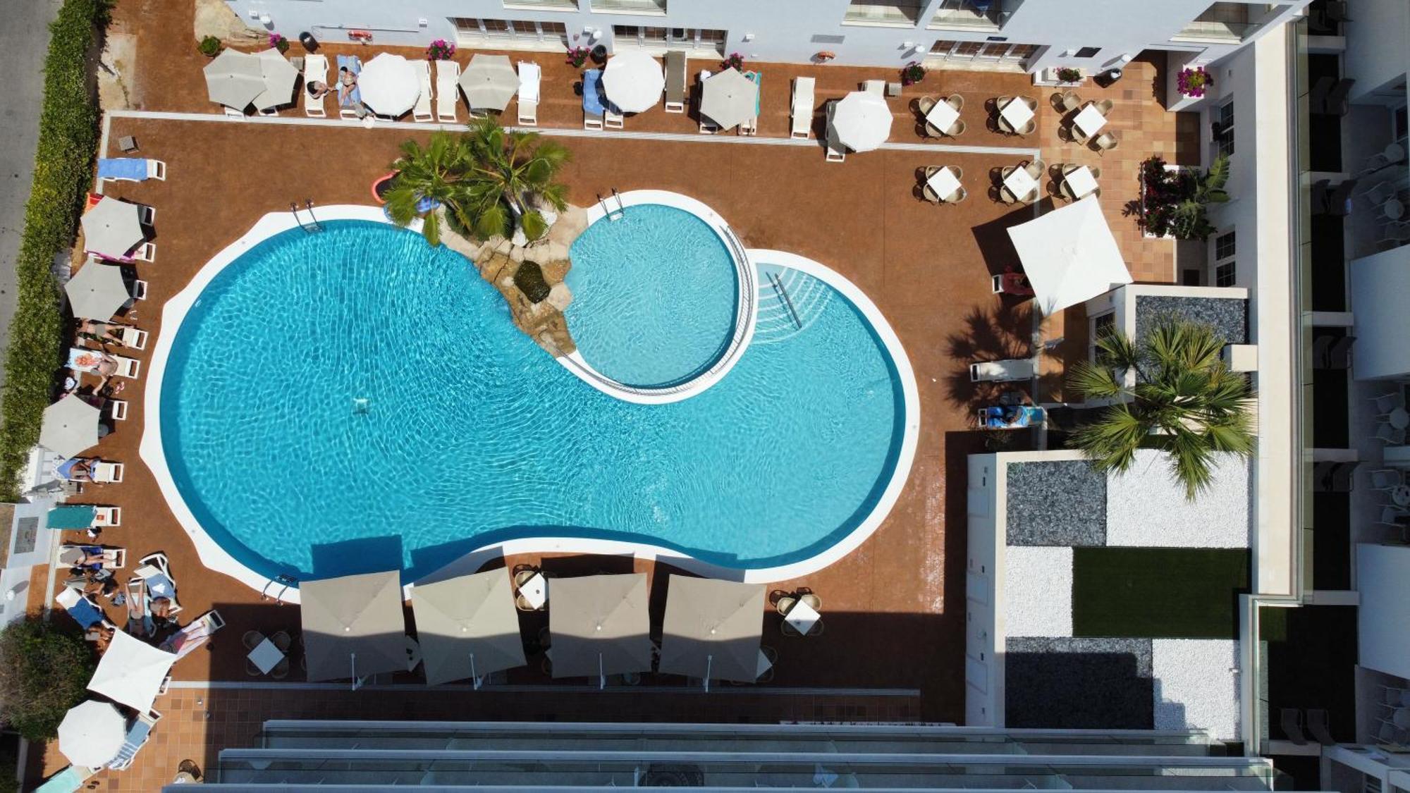 Hotel Capricho Кала Ратьяда Экстерьер фото